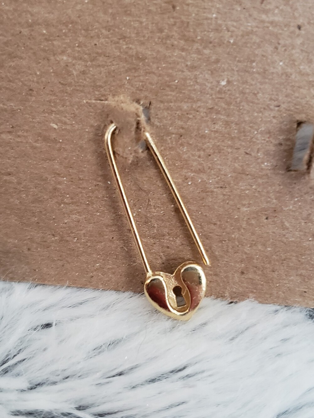 Gold Heart Safety Pin Lock Locket Drop Earrings New - Picture 5 of 5